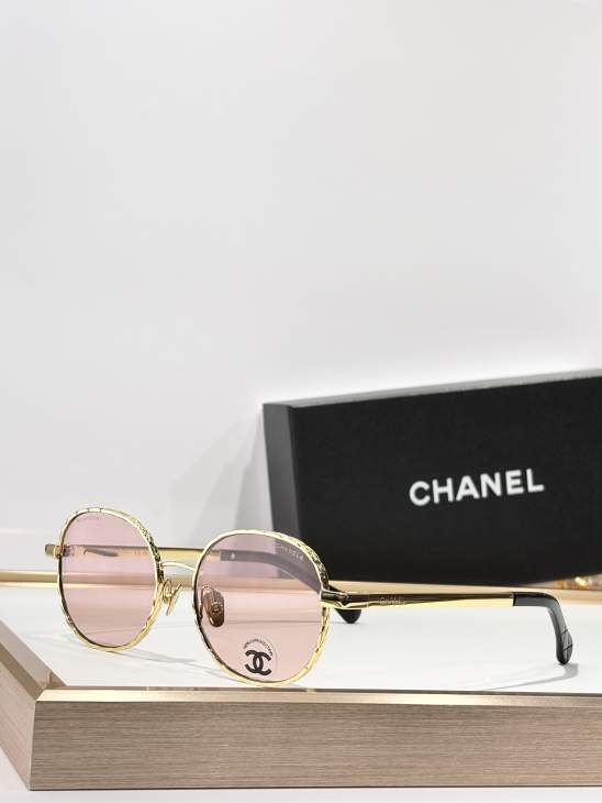 Picture of Chanel Sunglasses _SKUfw76990496fw